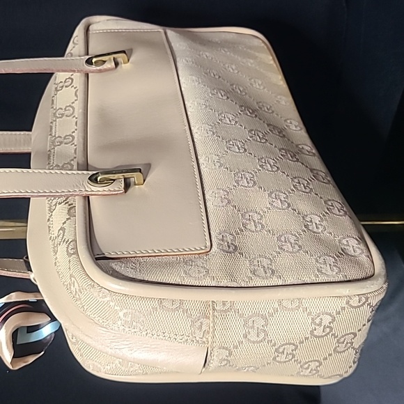 GUCCI VINTAGE 2000 GG BEIGE CANVAS HAND BAG WITH CALF SKIN LEATHER/GOLD HRDWR - Picture 13 of 17
